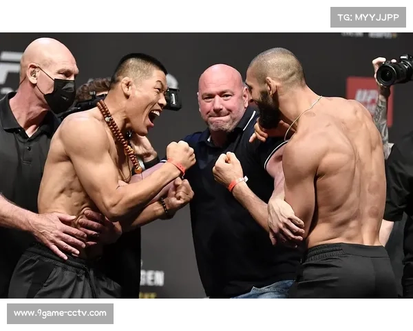 李景亮评肖龙比赛：需放松追求出拳速度而非力量。