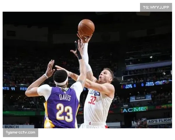 从落后到逆转：解析快船末节改用“小阵容”击溃鹈鹕内线的决策过程